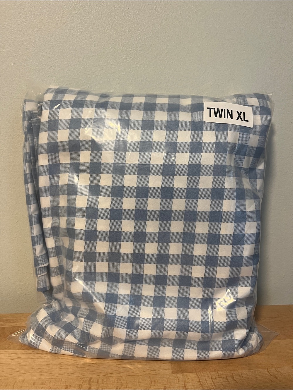 Room Essentials Plaid Twin/Twin XL Sheet Set Microfiber White, Blue Gingham